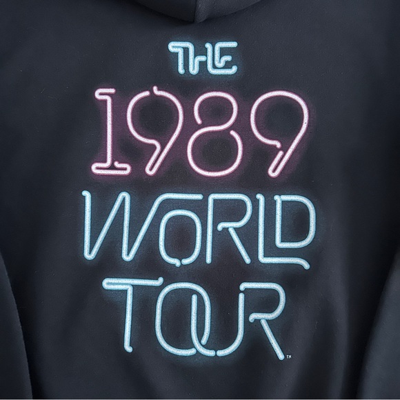 Taylor Swift The 1989 World Tour 2015 Hoodie Sweatshirt Neon Script Small - Picture 10 of 12